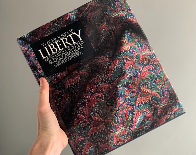 Liberty of London: Masters of Style & Decoration by Stephen Calloway Hardcover
