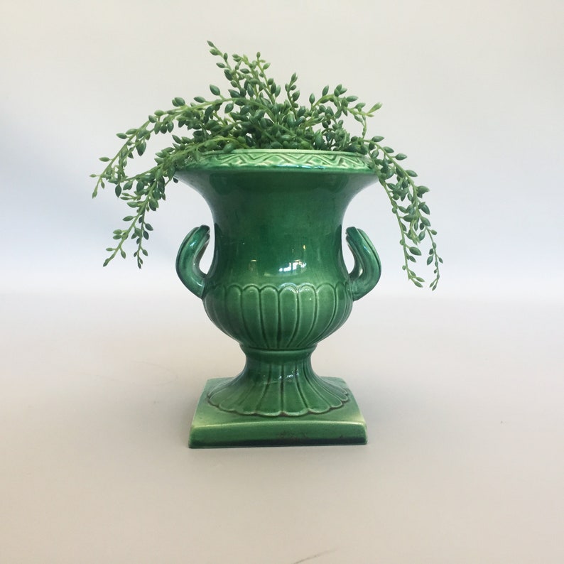1950s Green ceramic Urn by Elaine Goddard