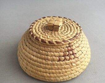 蓋付きヴィンテージアフリカ編みバスケット - Etsy 日本