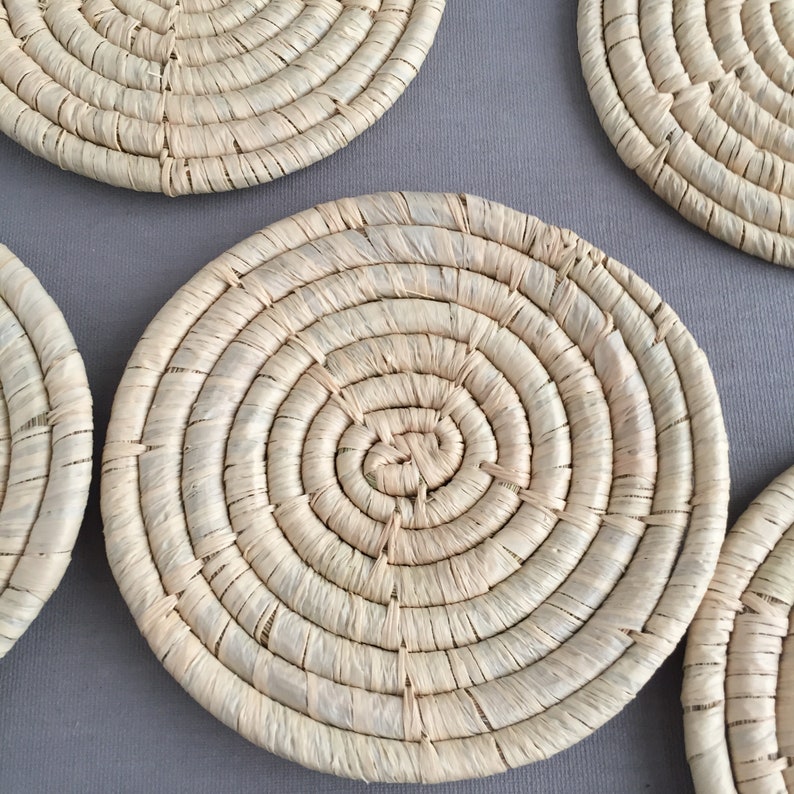 Set of 6 raffia coasters