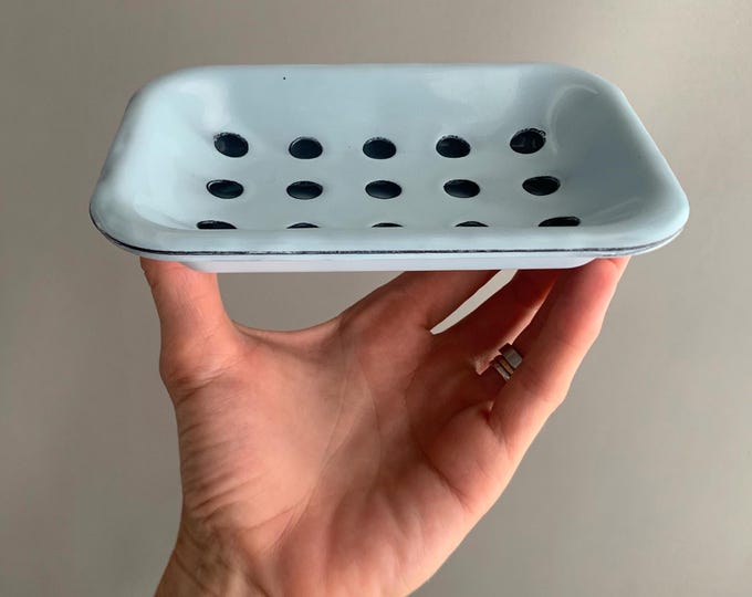 enamel soap dish