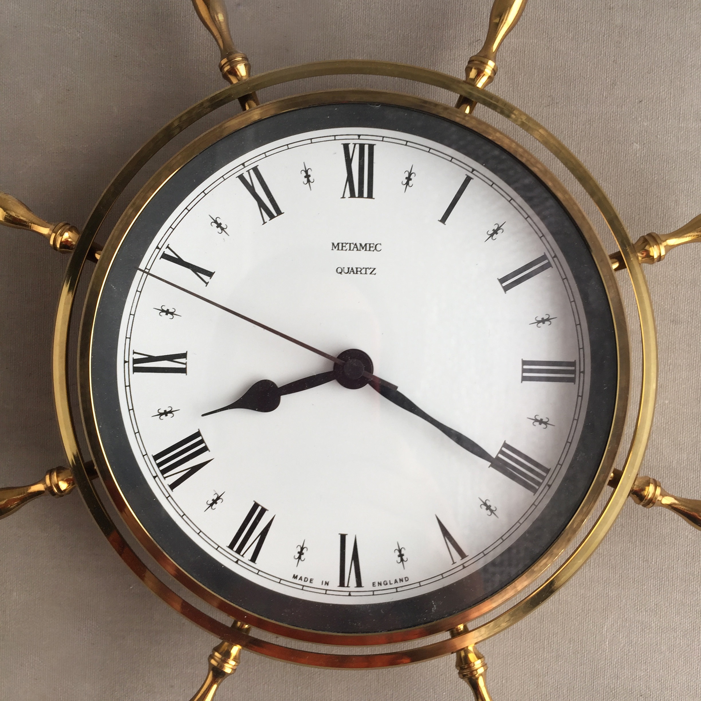 SHIPS WHEEL CLOCK