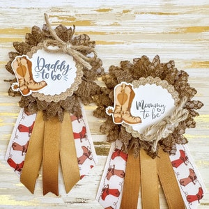 Épinglettes marron pour baby shower cowboy, bouquets de fleurs de cowboy pour baby shower, thème cowboy, future maman cowboy, future papa