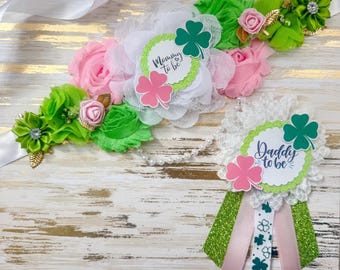 St patricks Tag Gender Reveal Sash Mama zu sein Baby-Dusche-Geschenk Shamrock Lucky Shower Mama zu Sash Corsage St Patrick Tag Rosa Grün zu sein