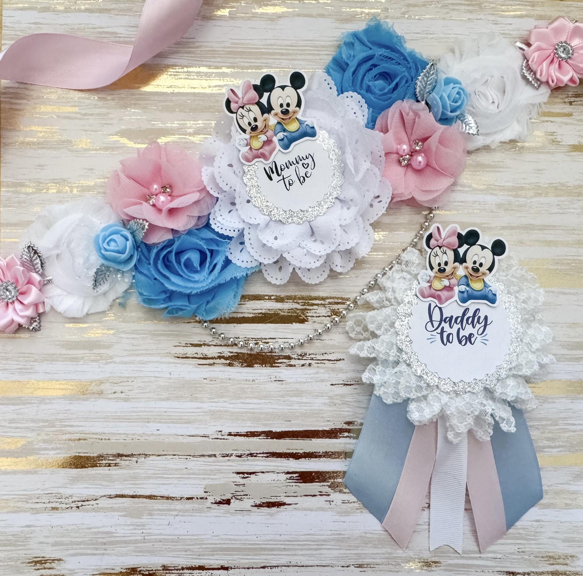 Babyparty Satin-Schärpe 'Nanny To Be' In Blau – 156x9,5 Cm, Mit Herz-Fußabdruck