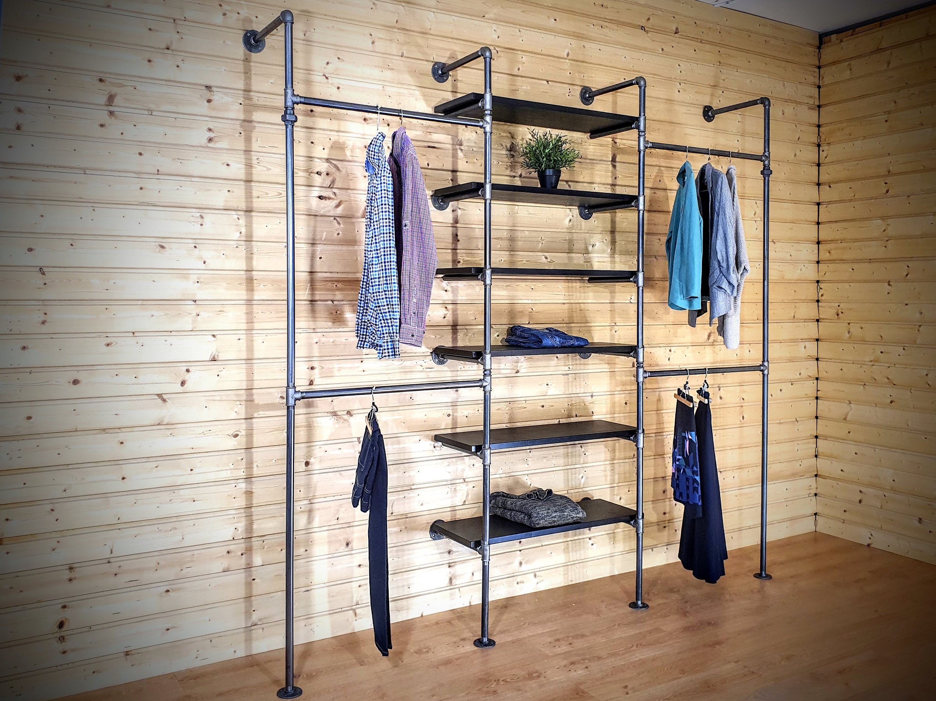 Heavy Duty Wall Mounted Industrial Pipe Shelf Shoes Rack, Retail Display 