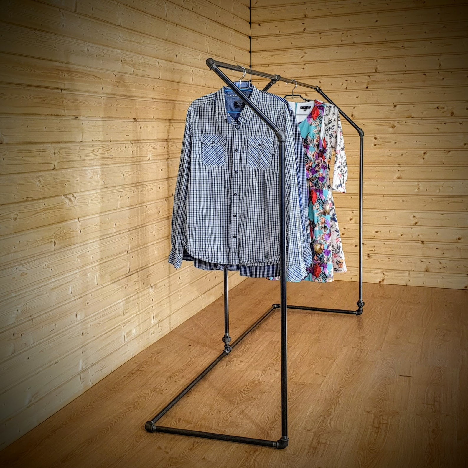 Free Standing Clothes Rack - Collapsible Clothing Rack / Retail Display ...