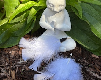 Angel Wing Cat Teaser Wand: Fluffy Feather Toy for Cats