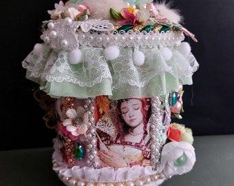 Luxury, keepsake box for girls. Christmas favor box. Fairy style &quot;The Sleeping Beauty&quot; box. Birthday gift for daughter, niece, young girls.