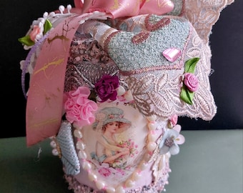 Unique gift box , decorated with luxury materials: lace, pearls, flowers and ribbons. Elegant Birthday gift. Personalized Victorian box.