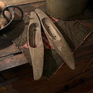 Primitive Old Wood Antique Carved Wood Shuttles Loom Boat Weaving Old Homestead Early