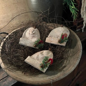 Primitive Grubby Christmas Bowl Fillers Set Of THREE Homestead Early Style Ornaments