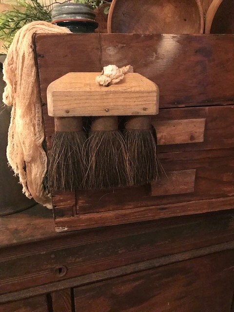 Primitive Easter Bunny Rabbit Early Look Peg Hanger Homestead Make Do Twig Frame #1 Primitive Easter Bunny Rabbit Early Look Peg Hanger Homestead Make Do Twig Frame #1