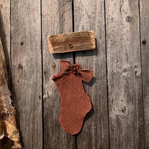 Primitive Christmas Red Stocking Homestead Christmas Early Look Winter Cabin Peg Hanger #E