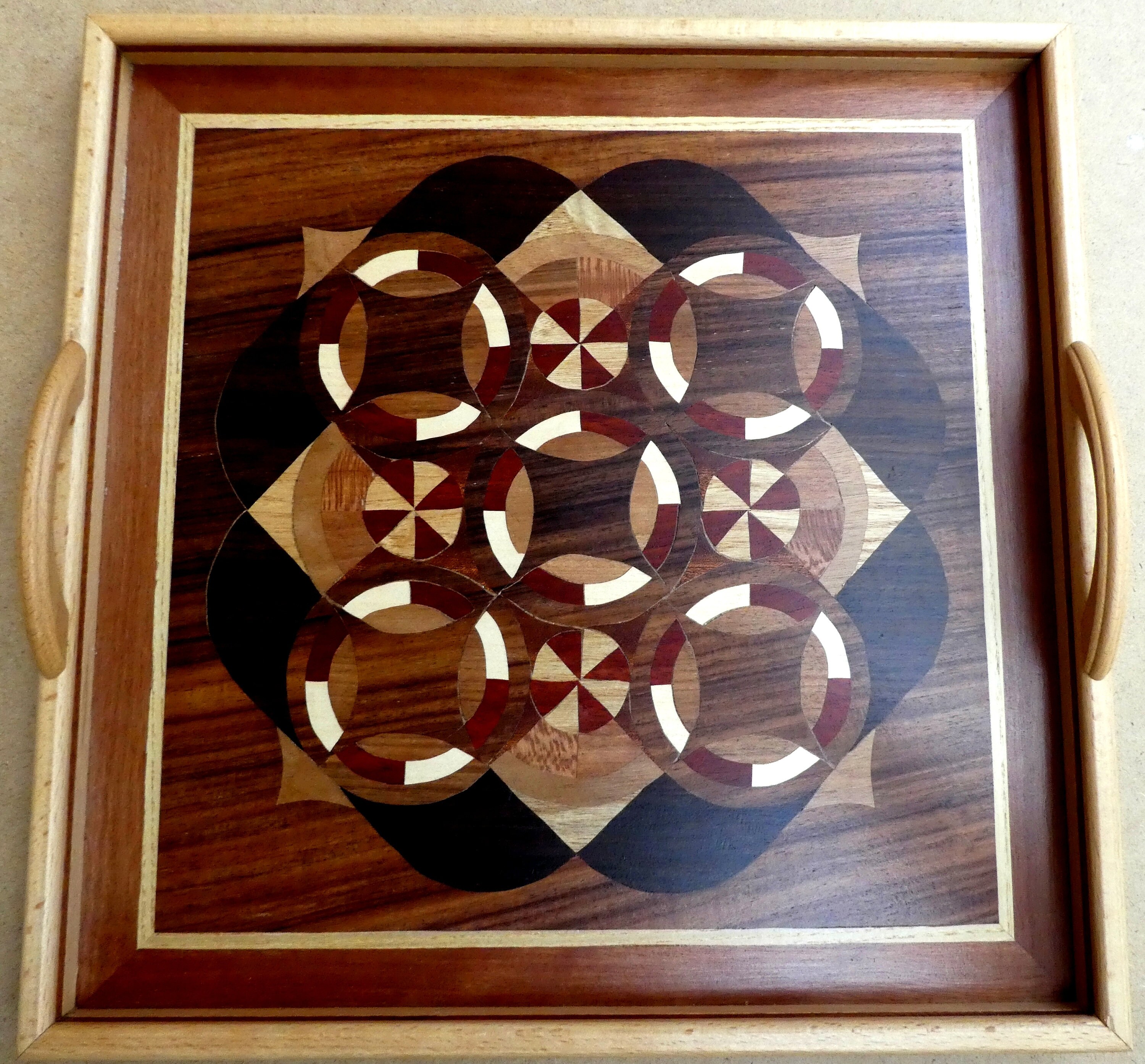 Plateau Décoré Marqueterie Bois Carre 41x41cm