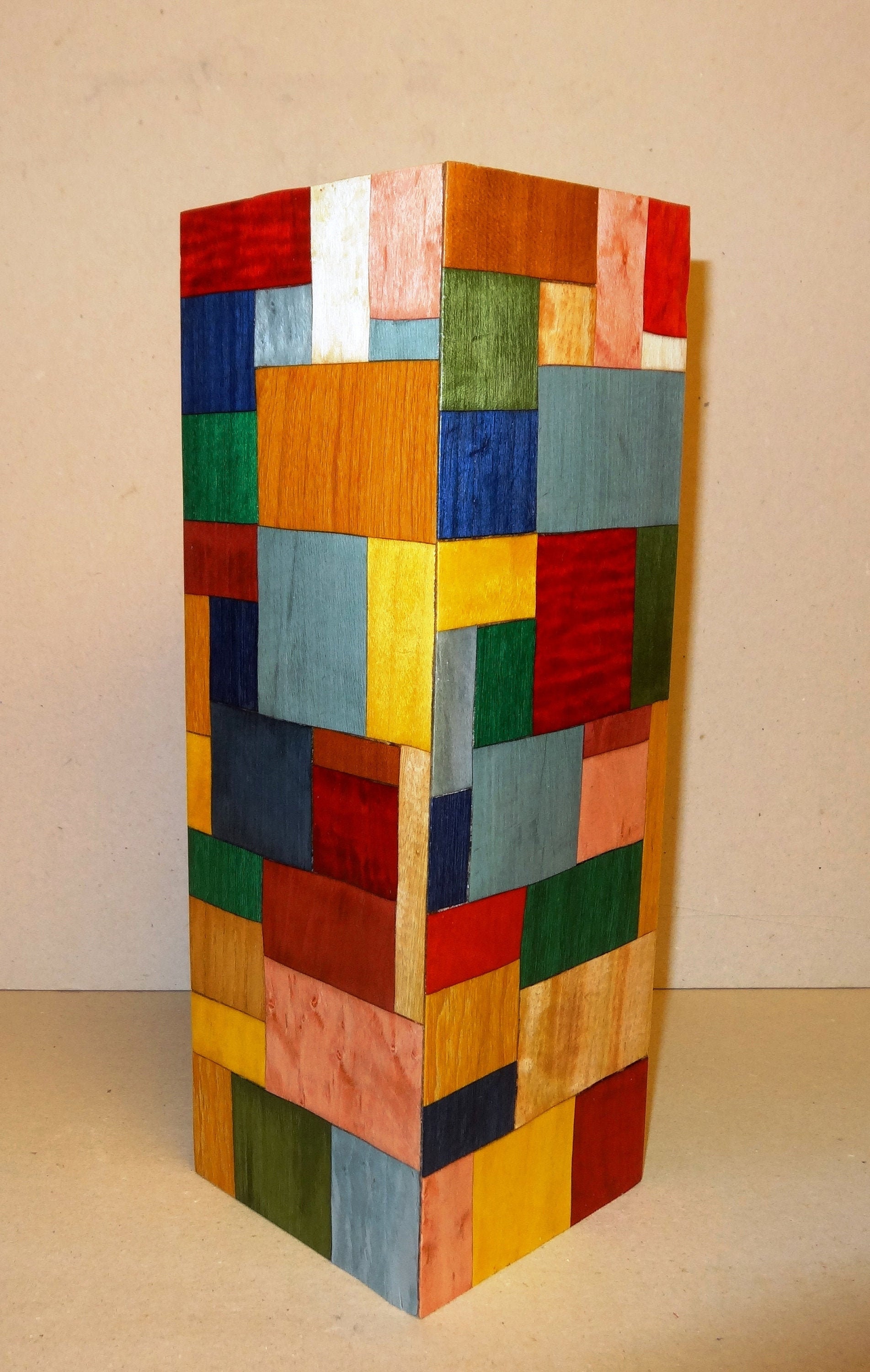 Vase en Verre Habillé Bois Marqueterie de 30x10x10 Carreaux 