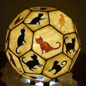 Table lamp Mood lamp with wooden marquetry &quot;Cats&quot; Ht 30cm