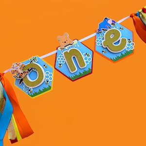 Winnie the Pooh High Chair Banner, Winnie the Pooh ONE Banner, Winnie Pooh Geburtstag Dekoration, Winnie Pooh Geburtstagsparty, Pooh Baby Shower