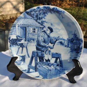 Van Hunnik &quot;Shoemaker&quot; Hand Painted Vintage Wall Hanging Plate