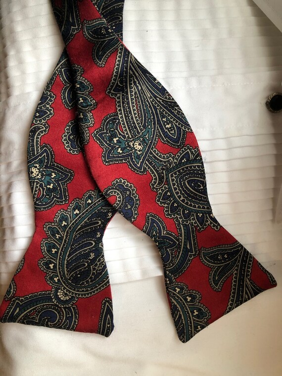 Vintage Paisley Bow Tie and Cummerbund Set Gem