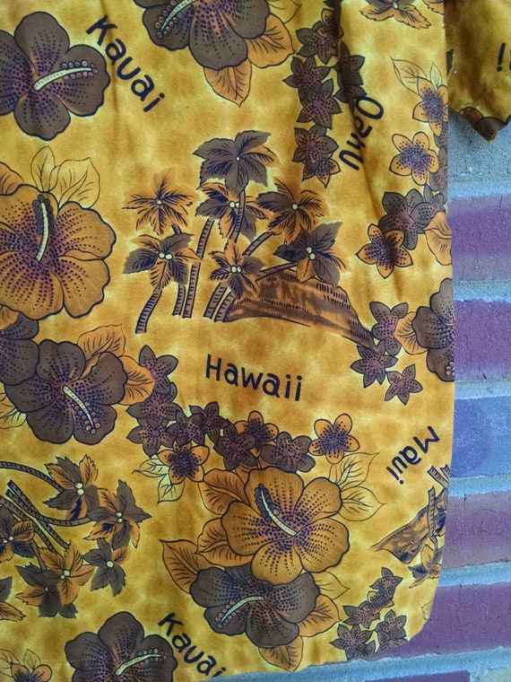 Classic Vintage Hawaiian Shirt by Royal Hawaiian - image 10