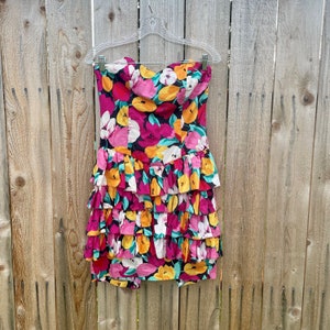 VINTAGE 1980s Jay Jacobs Bold Floral Sweetheart Mini Dress