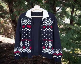 Sale! 30% OFF- VINTAGE 1990's Women's Collared Sweetheart Sweater