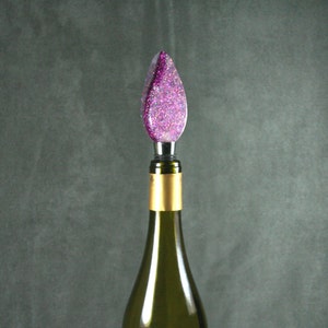 WINE BOTTLE STOPPER Pink Flame - Handmade in holographic pink/purple acrylic