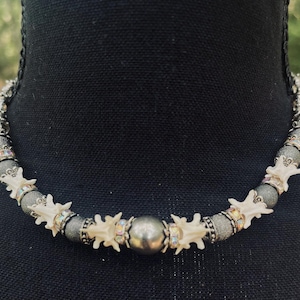 Rattlesnake vertebrae beaded choker necklace.gothic necklace. animal bone jewelry. goth bone necklace. unique jewelry. witch jewelry.
