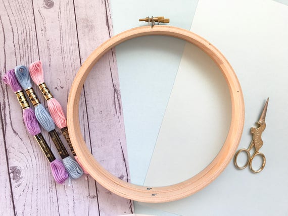 8 Inch Embroidery Hoop 8 Wooden Embroidery Hoop for Cross Stitch, Hand  Embroidery, Hoop Art and DIY Crafting/diy Christmas Decor/gifts 