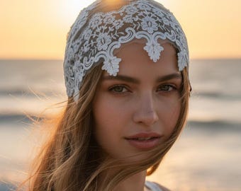Casquete Julieta de encaje para novia boho