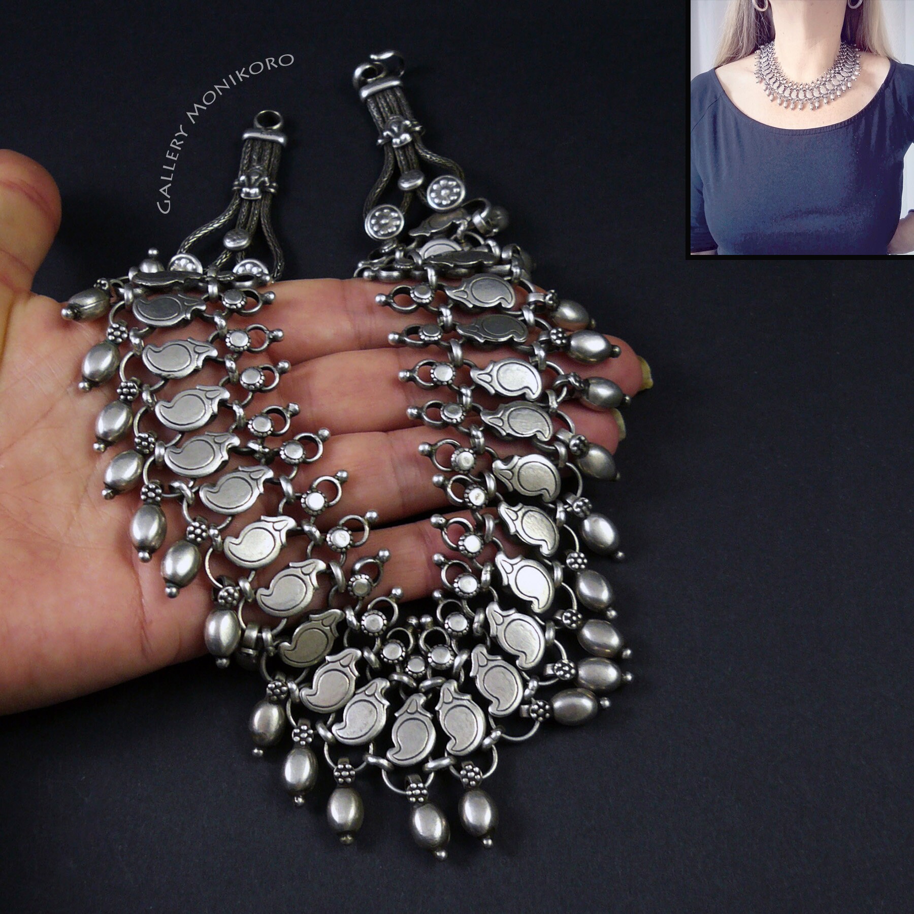 Old High Grade Silver Necklace From India. Vintage Indian Old High Grade Silver Necklace From India. Vintage Indian