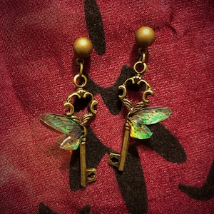 Magical magical flying key earring wing - great choice of colors!