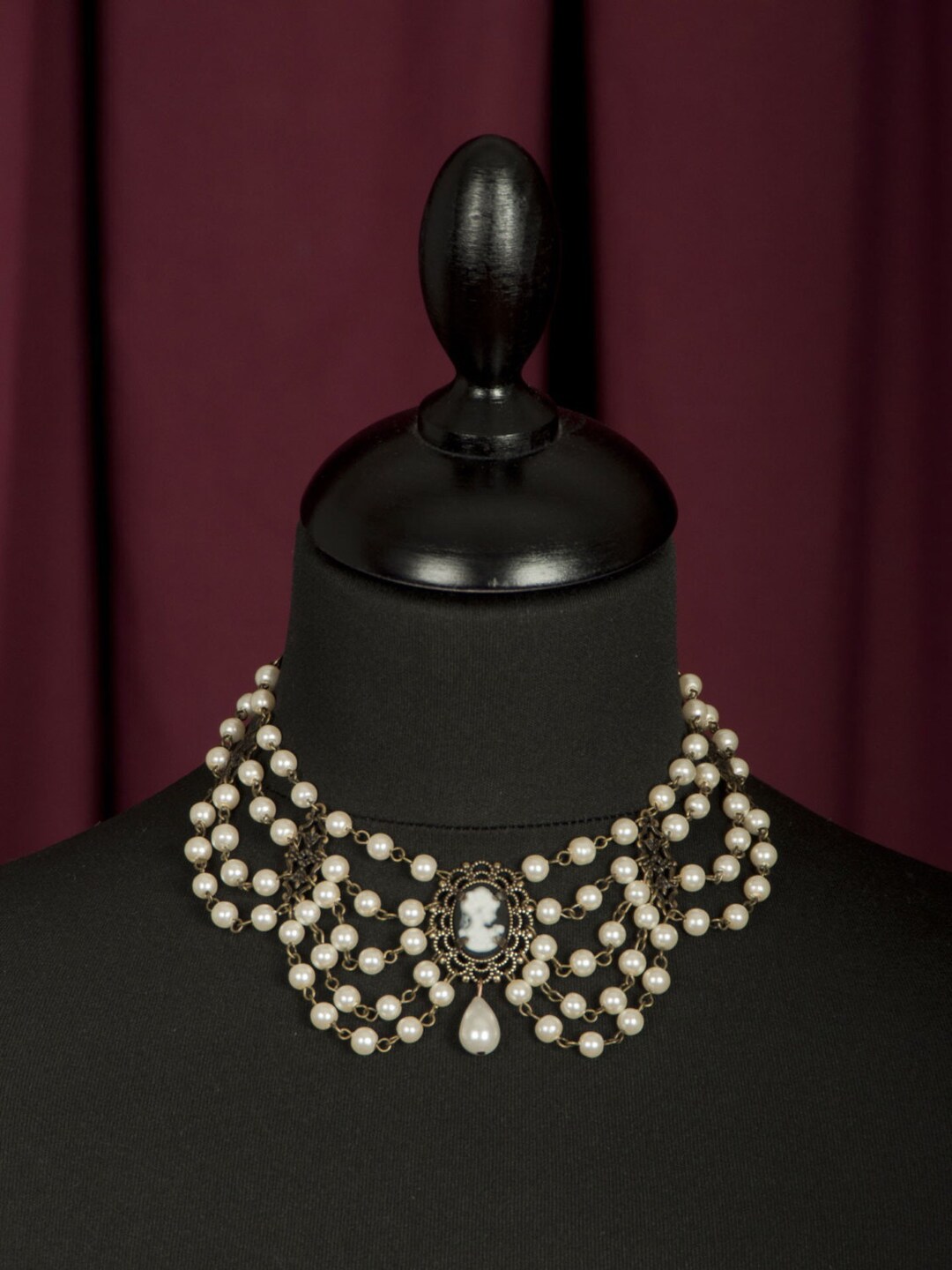 Fine Stone or Glass Necklace and victorian Beauty Etsy