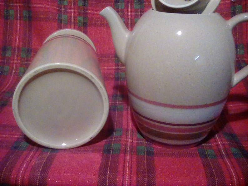 Tea pot and vase