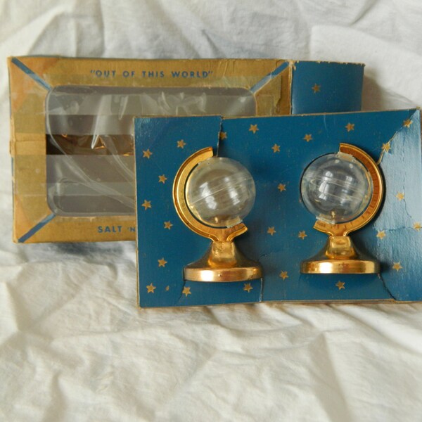 Out of This World Clear Globe Salt and Pepper Shakers In Box Made by D'Art NY Plastic and Metal MCM Mid Century Modern Collectible