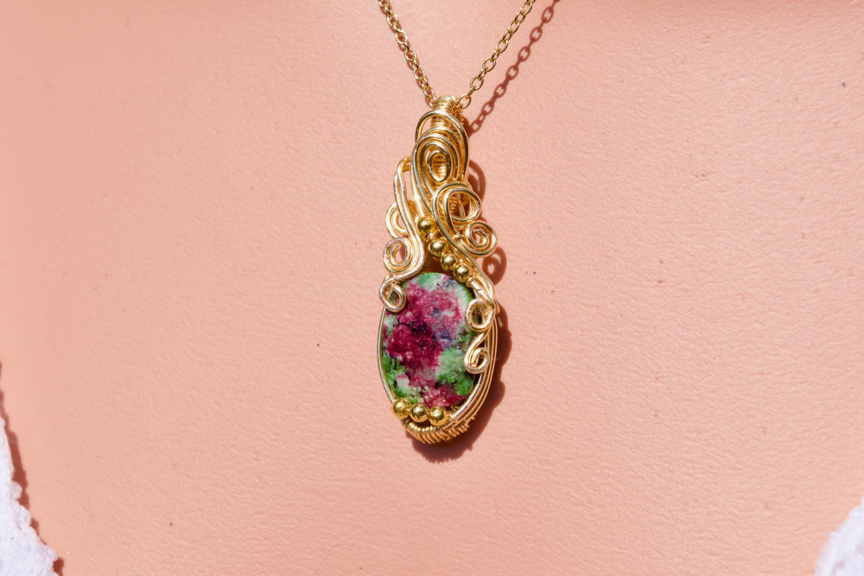 ルビー・イン・ゾイサイトネックレス | ワイヤーラップ・ルビー・イン