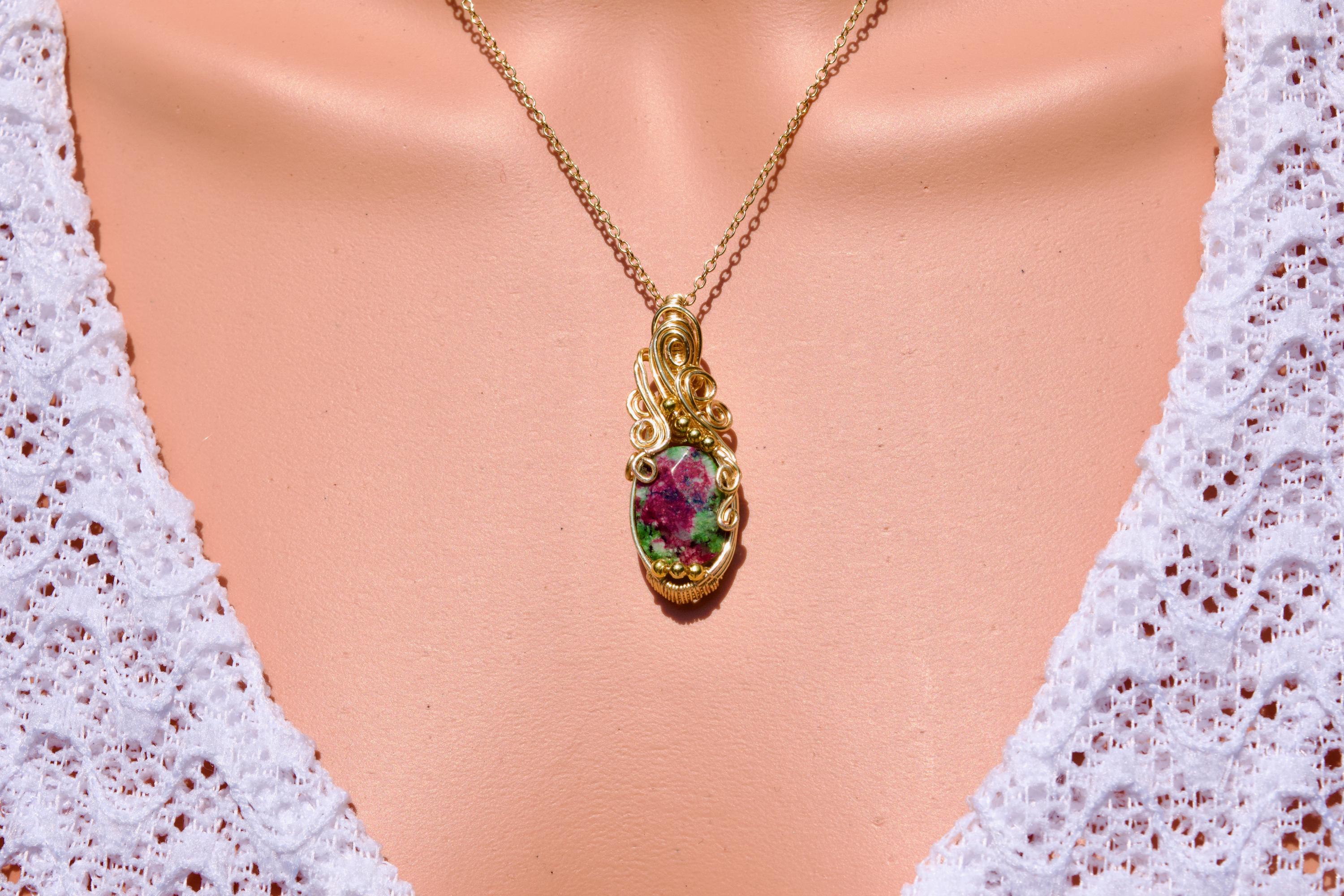 ルビー・イン・ゾイサイトネックレス | ワイヤーラップ・ルビー・イン