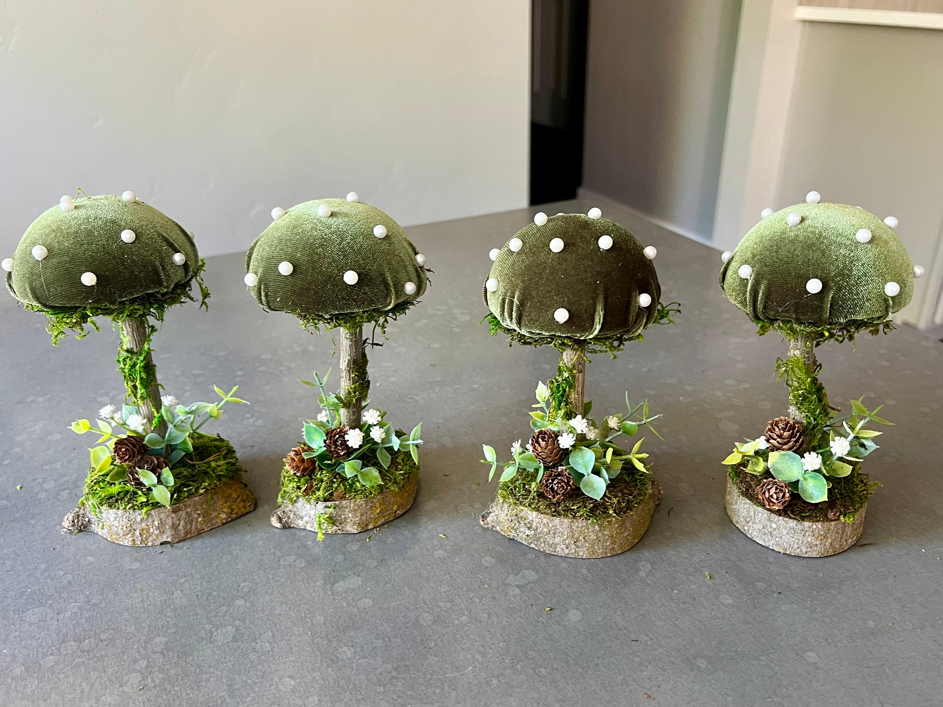 1 pc Enchanted Green Velvet  Mushroom centerpiece