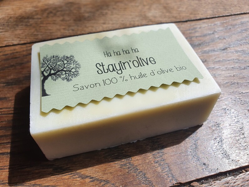 Le Stayin'olive, savon artisanal saponifié à froid 100 % huile d'olive bio sans parfum just stayin'olive, stayin'olive image 1