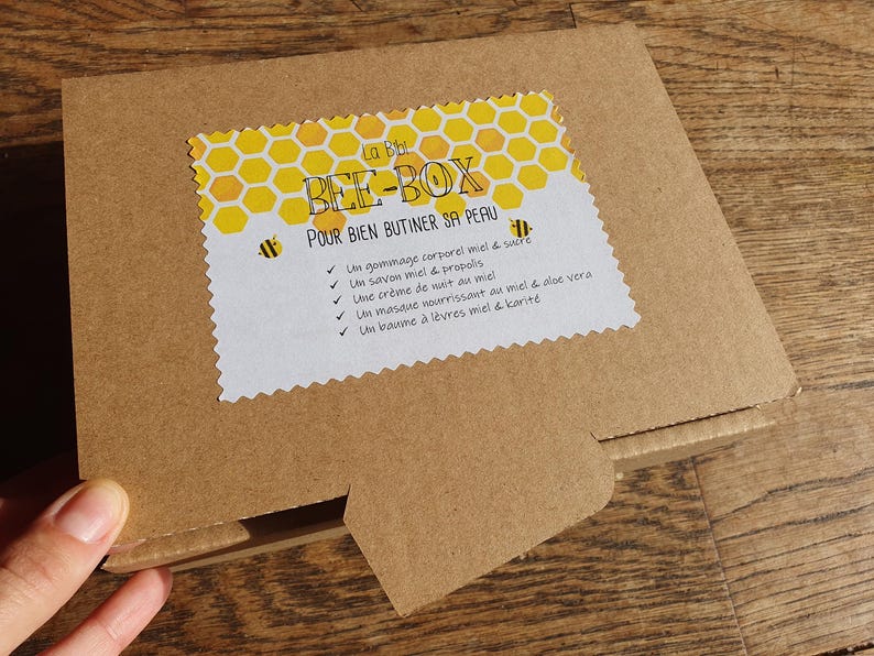 "Bee-box" gift set, complete honey-based skincare image 7