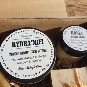 "Bee-box" gift set, complete honey-based skincare image 5