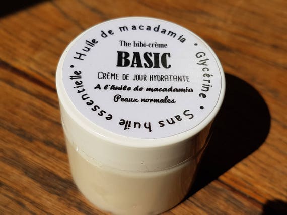 La "BASIC", crème de jour hydratante minimaliste à l'huile de macadamia