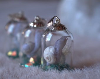 Cadeau collier terrariums miniatures escargots sculptés