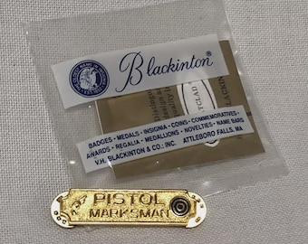 Marksman Pistol Target Qual Bar Award Pin Blackington USA Gold Black BULLSEYE NEW