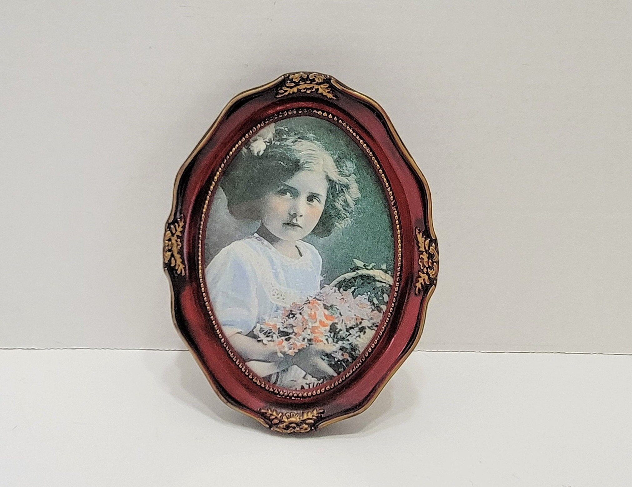 Vintage Small Oval Picture Frame Dark Wood with Gold Accents 6 x 4.5 Inches