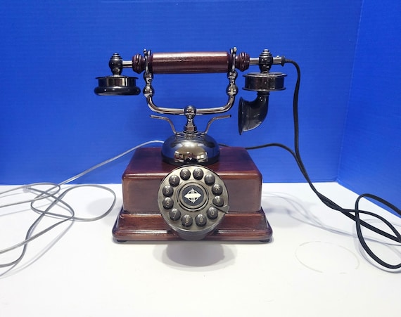Vintage Longwood Crosley Sultan Rotary Style Wood Telephone