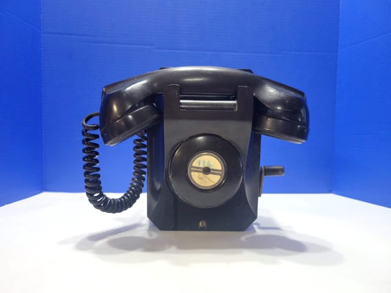 Antique Black Stromberg Carlson Hand Crank Telephone 1258