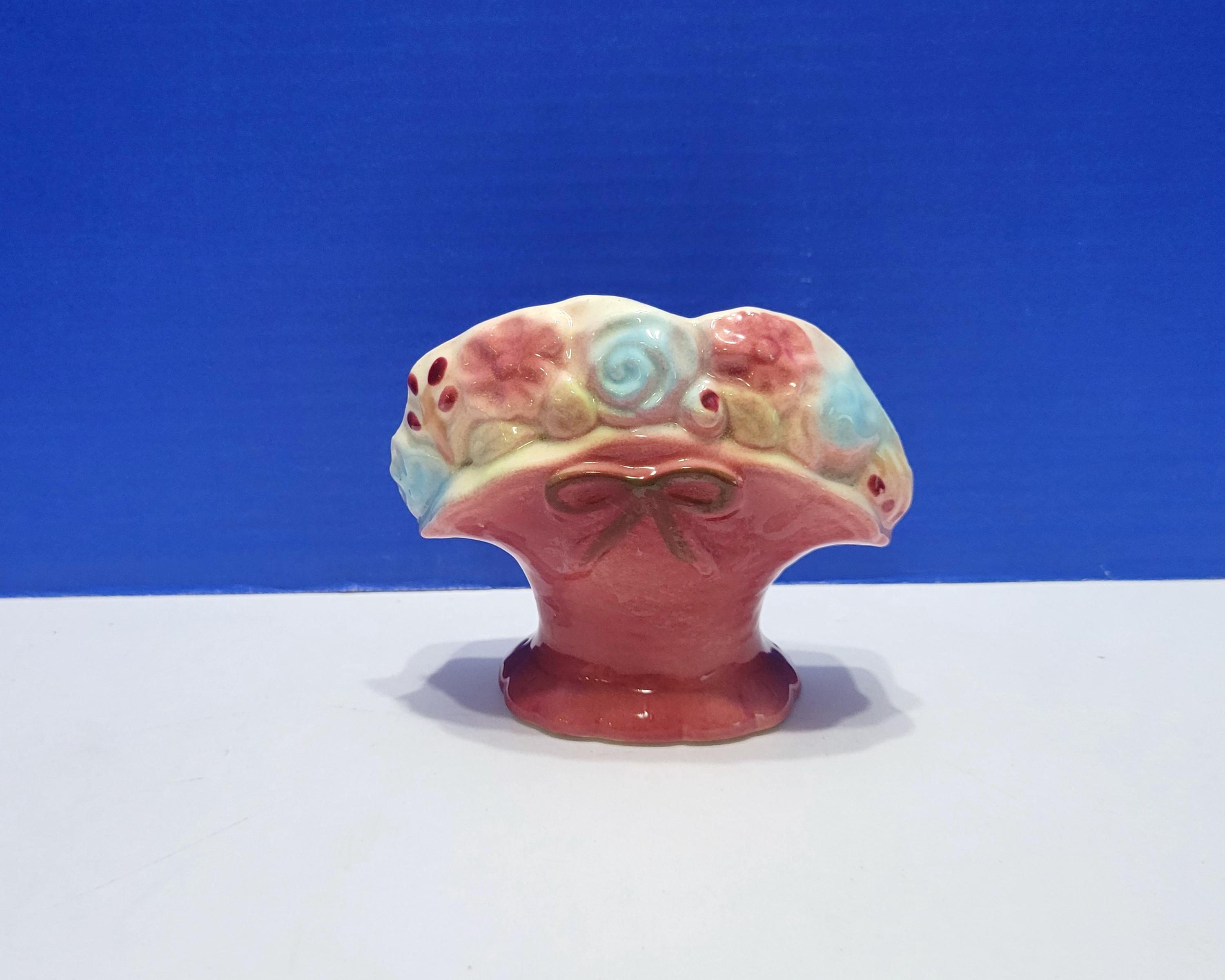 Hull Pottery Vase - Etsy