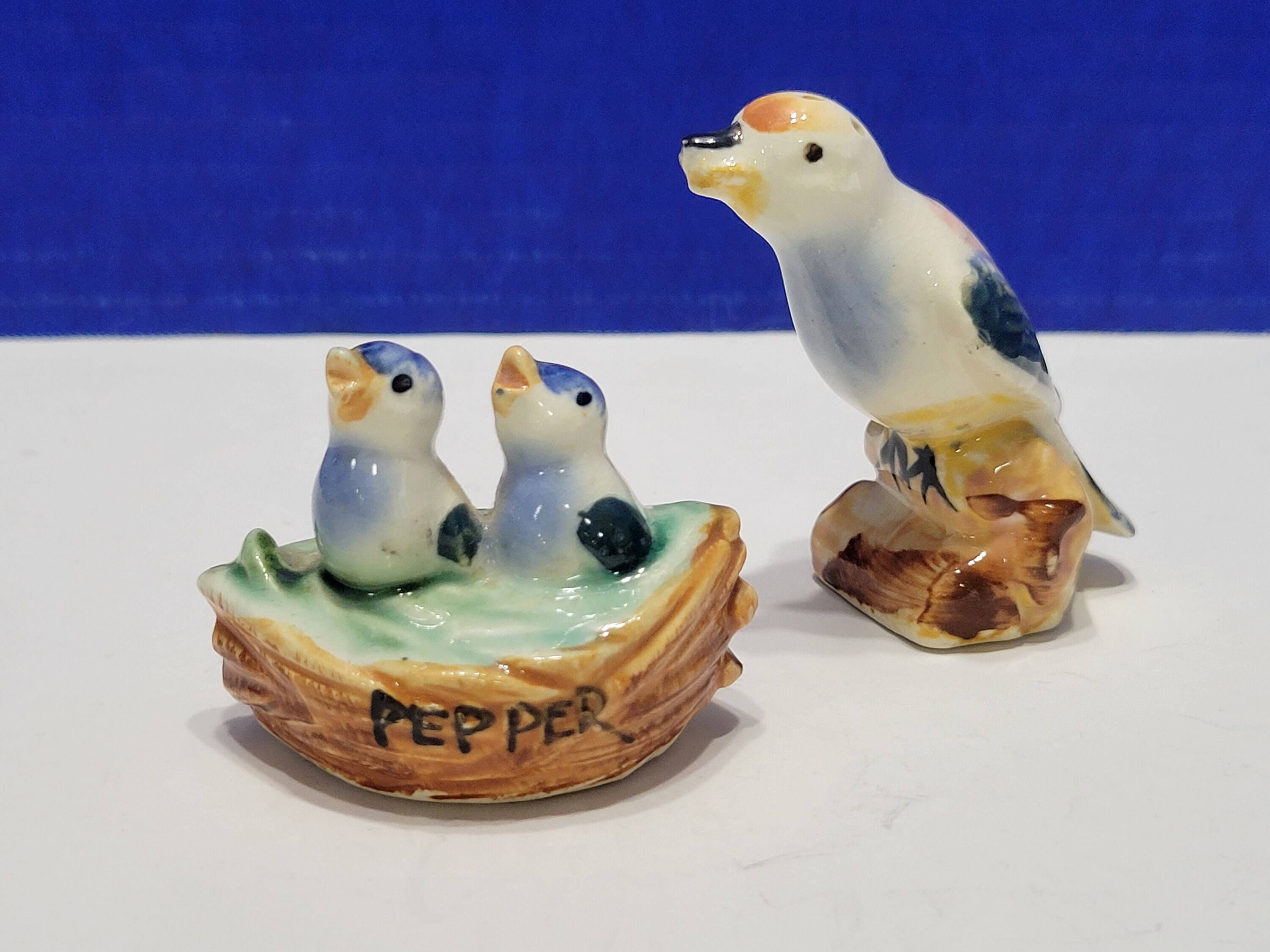 Vintage Baby Birds in Nest Salt and Pepper Shaker Set